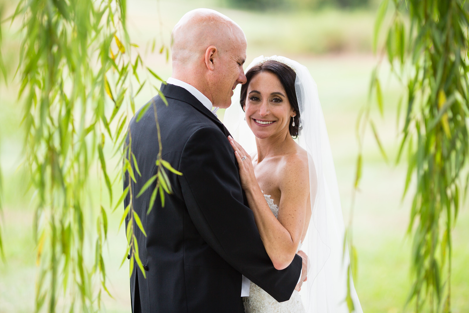 bride and groom outdoor wedding ceremony by perfect planning events